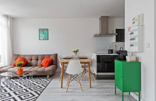 Poppy-Idealement situe Entre gare GdPalais¢re - Foto 1