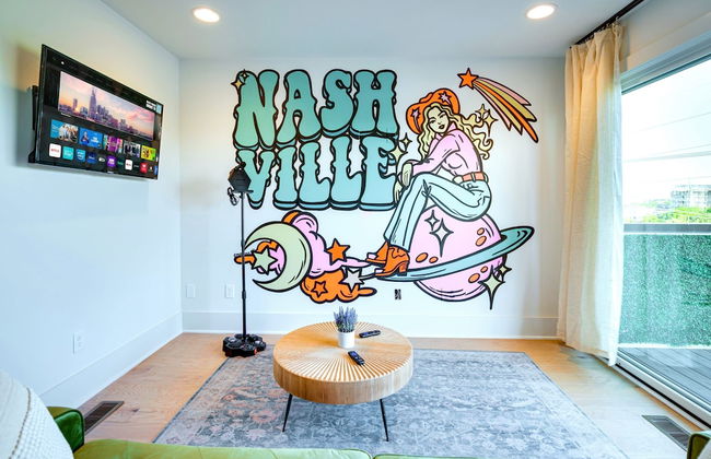 Sky High Cowgirl Luxe 4BR w Rooftopdeck Karaoke - Foto 2