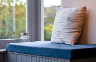 Cosy Lodge Getaway with Private Beach & Fireplace - Foto 37