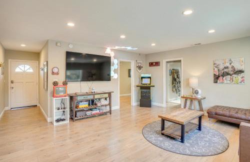 Fullerton Vacation Rental with Private Pool! - Foto 2