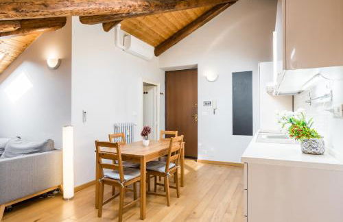 Liberty House - Vicina fermate Bus e Treno per Torino - Photo 8