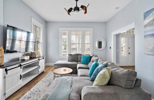 Classic home in the heart of Galveston with large deck - Foto 6