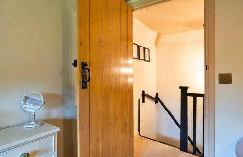 Finest Retreats - The Thatch at Winterborne Houghton - Photo 21