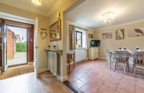 Saltmarshes - Photo 10