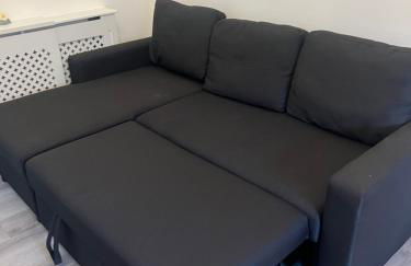 Two Bedroom Hanwell Modern Nest - Photo 3