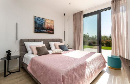 Absolute Traumvilla mit Pool, Sauna, Whirlpool, 6 Bikes, Tischtennis, Outdoor-Kueche, Grillkamin - Photo 11