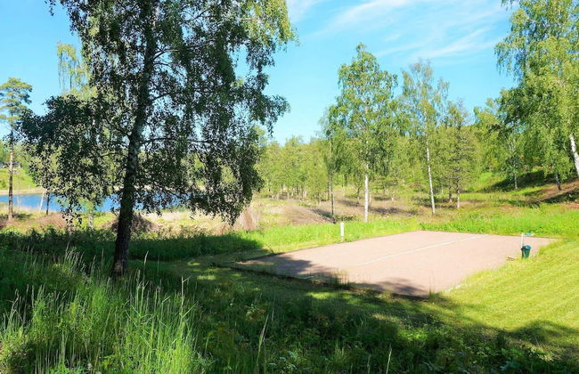 4 Person Holiday Home in Axvall - Foto 12