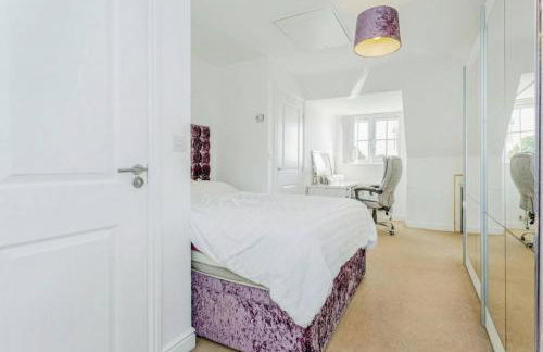 Family-Friendly 4-Bedroom House in Moston with Parking and Garden - Foto 17