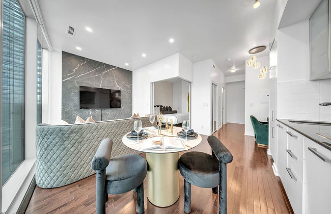 The Harbour Toronto - Photo 34