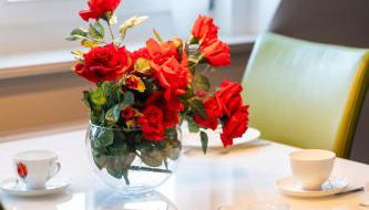 Doppelhaus- Villa Leipzig Schleußig , moderner Altbau Apartment Dachetage mit 2 Schlafzimmern und separatem Zusatzzimmer , Parkplatz - Balkon - Kamin - Eicheparkett - Arbeitsplatz - Foto 5