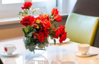 Doppelhaus- Villa Leipzig Schleußig , moderner Altbau Apartment Dachetage mit 2 Schlafzimmern und separatem Zusatzzimmer , Parkplatz - Balkon - Kamin - Eicheparkett - Arbeitsplatz - Foto 5