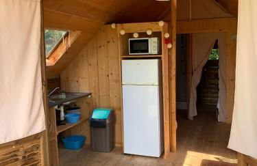 Trappeur du Camping la Saline d'Arc et Senans - Foto 12