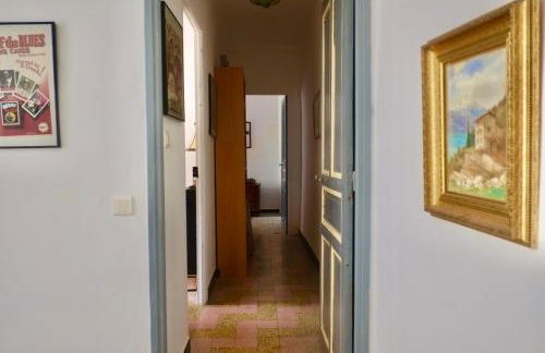 3 Bed-Sleeps 6-Balcony-Pets-Parking-Town Centre - Photo 27