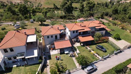 Aethra Nature's Sanctuary - Foto 3, Garden