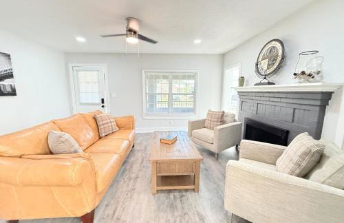 Charming Leesburg Cottage/Walk to HistoricDowntown - Foto 48