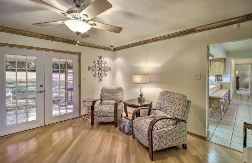 Large Home with Games 4 Mi to Bull Shoals Lake! - Foto 9