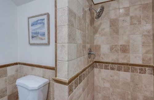 Beautiful Backyard Oasis 5 bedroom 3 Bathroom Home - Foto 78