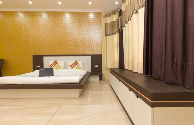 OYO 16593 Home Luxury 3BHK Galaxy Villa Andrar - Foto 8