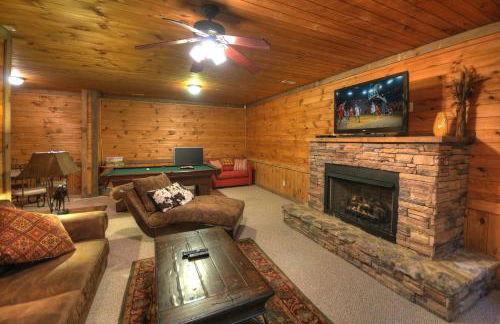 Castle Creek Hot tub nearby creek gas fireplace - Foto 35