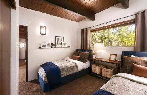 Large A-Frame Cabin (9 Beds, AC, + Lake Access) - Foto 23