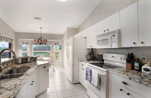 Spacious Golf Club Condo, Membership Available! - Foto 7