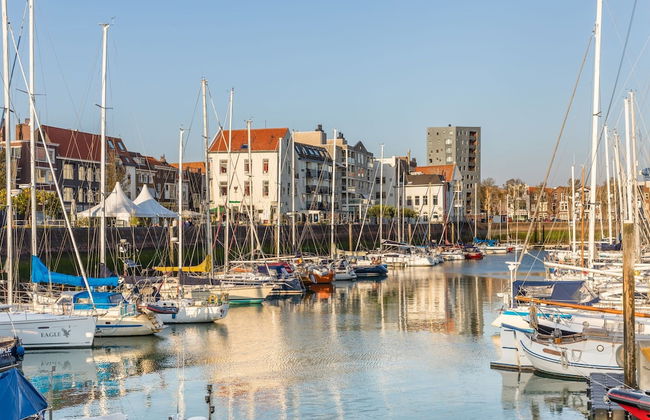 Lodge in Vlissingen Near North Sea Beach - Photo 36