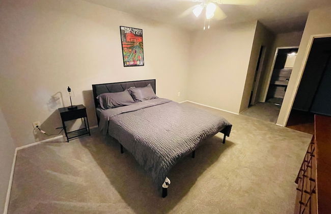 Amazing 2 Bedroom 2 Bath Condo - Foto 32