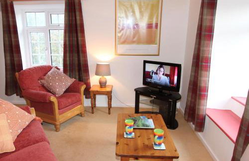 Wonderfully Scenic and Comfortable Dales Mill Property - Photo 3