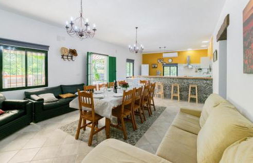 Nice Home In La Puebla De Los Infan - Photo 17