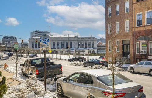 1 Block to Penn Station-Baltimore! Urban Studio - Photo 25