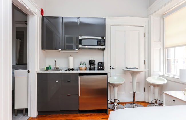 Maverick Suites at 40 Temple St - Foto 55