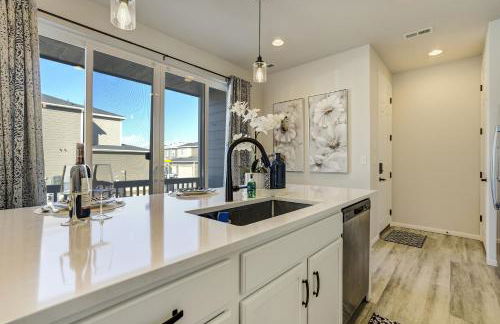 New Briargate Townhome - Mtn Views - Garage - Foto 12