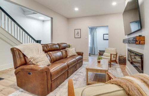 Game Room and Backyard Modern Altoona Home! - Foto 5