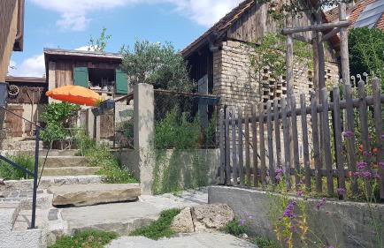 Historisches Fachwerkhaus "Hoher Hirschen" mit romantischem Hof und Garten - Charmantes Studio und grosses, museales Apartment - Foto 30