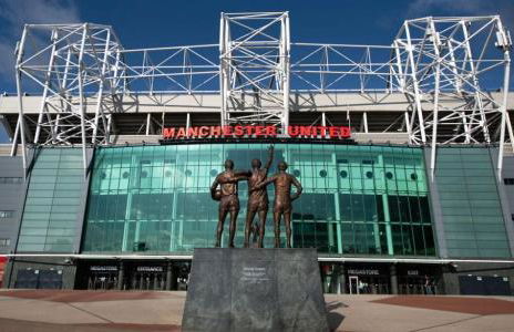 Luxury 2 Bed Apartment, Sleeps 6 with Sofa bed, Close to Sale Town & Tram Station - Photo 26