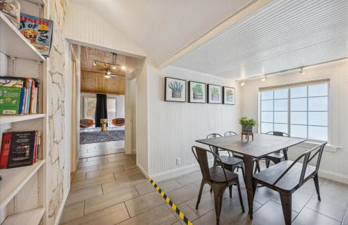 1930s Austin Charming Home and Hot Tub Near South Congress - Photo 22