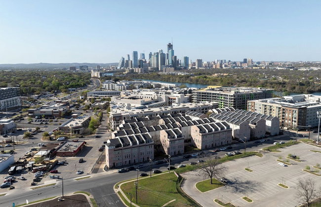 Modern Home, Private Balcony, Near Rainey & Lady Bird Lake Haus of Z - Foto 54