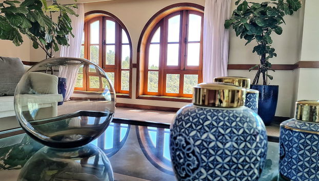 Coin salon dans le hall