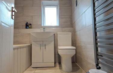 Two Bed house, Parking for 2 cars close to Heathrow - Foto 13