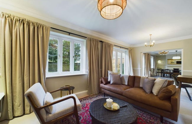 The Fosse Way Cottage - Breathtaking 5bdr Cottage With Parking Garden - Photo 7