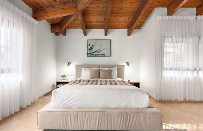 Sea of Galilee Lux Duplex by Sea N' Rent - Foto 18