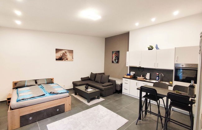 Cozy Apartment with Free Parking - Foto 6