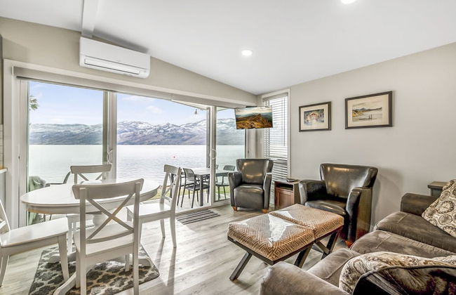 Family Friendly Cottage w Amazing View - Photo 9