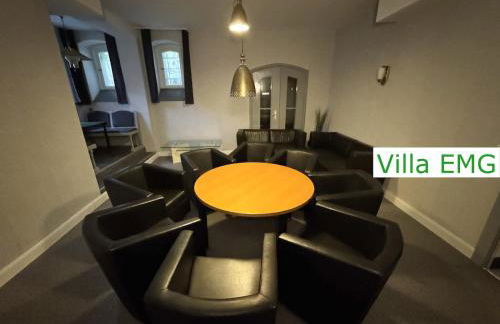 Luxus Ferienhaus Villa EMG Dortmund in Ennepetal, nah Düsseldorf, Köln mit Tennis Court, Garten, Kamin für Familien Gruppen bis 20 Personen - Foto 54