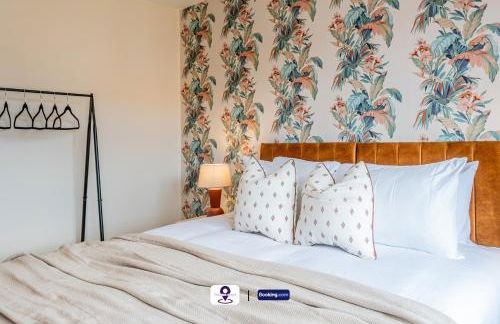 Last-Minute Escapes ! Summer Days l RTM Stay l 4 -Bed House By Finesse Stays Short Lets & Serviced Accommodation Wakefield With Parking, Contractors - Foto 29