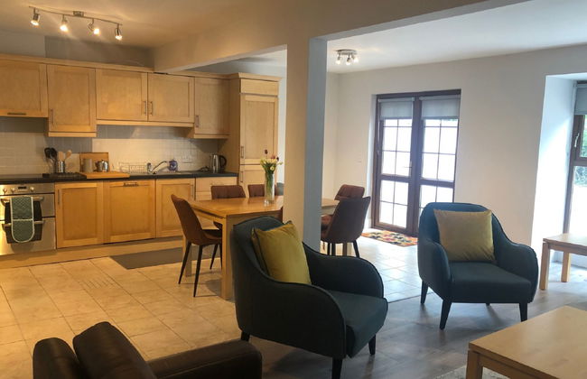 3 bedroom House in Nenagh with garden - Photo 7