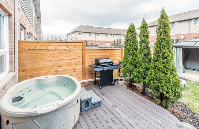 GLOBALSTAY. Modern 3-4 Bedroom Town - Photo 39