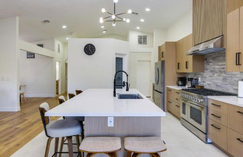 Patio with Fairway View! Pet-Friendly Mohave Home - Foto 2