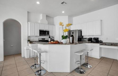 The Desert Gem Pool Spa Gated Home - Photo 19