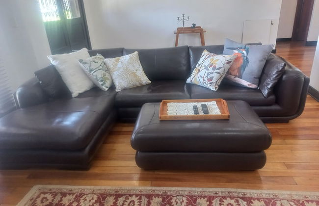 Jakes's Place Modern Comfortable & Sunny 3-bedroom House in Kensington - Photo 13